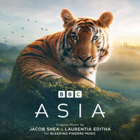 Kiss Chase - Jacob Shea & Laurentia Editha
